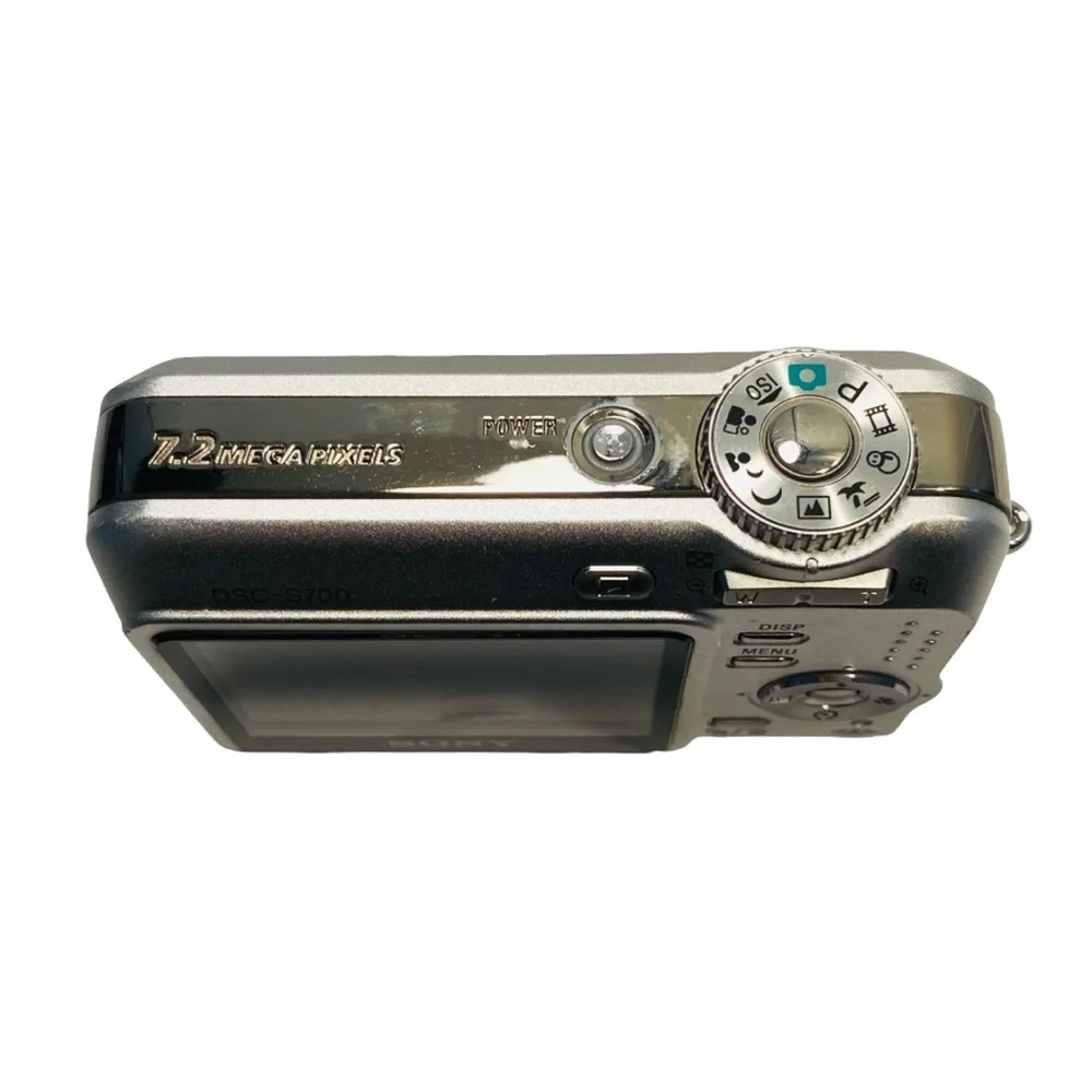 SONY Cyber-shot DSC-S700 Digital Camera | 7.2MP 3X Optical Zoom | For Parts Only